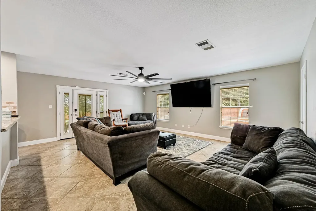104 N Sumac Lane Georgetown TX 78633