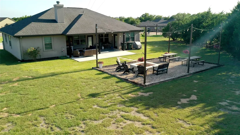 220 Angela Drive Liberty Hill TX 78642