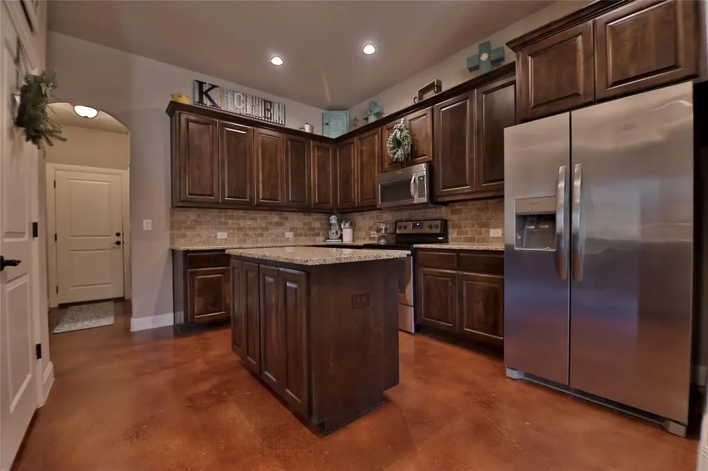 220 Angela Drive Liberty Hill TX 78642