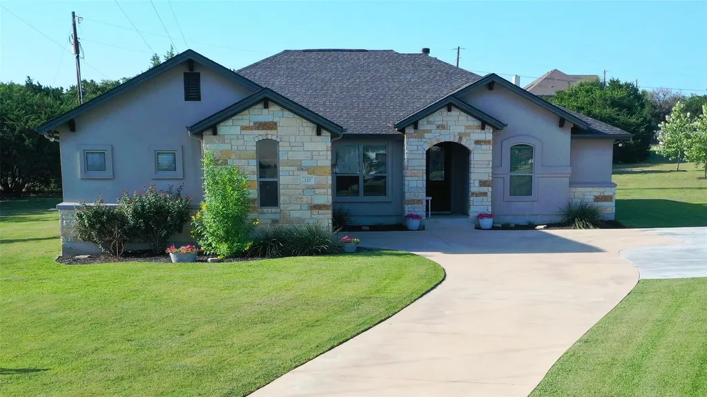 220 Angela Drive Liberty Hill TX 78642