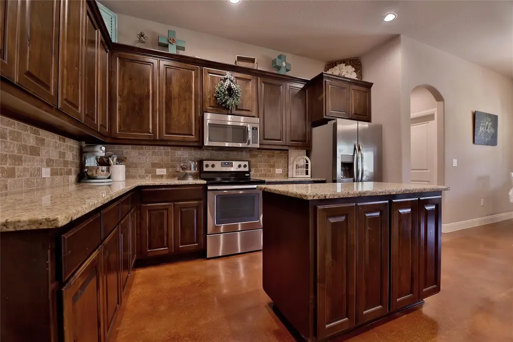 220 Angela Drive Liberty Hill TX 78642