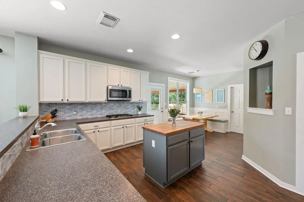 3724 Galena Hills Loop Round Rock TX 78681