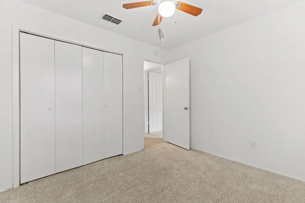 600 Pintail Lane Taylor TX 76574