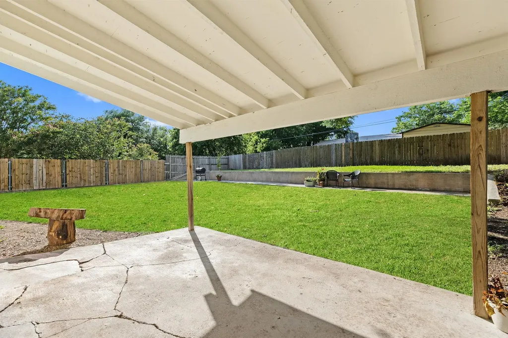 600 Pintail Lane Taylor TX 76574