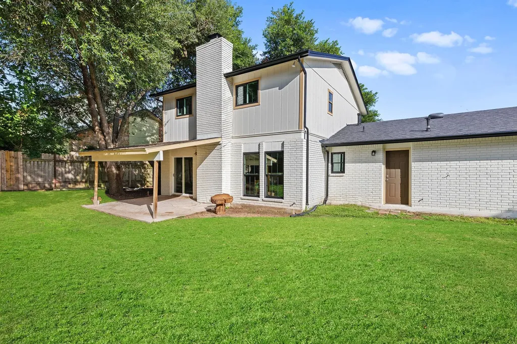 600 Pintail Lane Taylor TX 76574