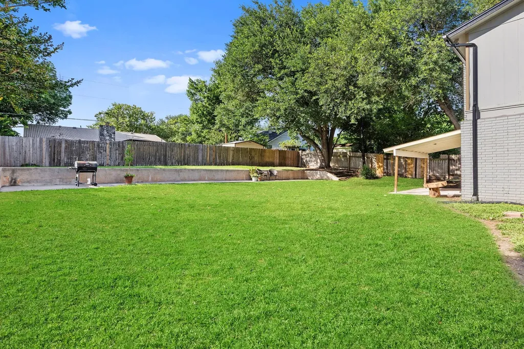 600 Pintail Lane Taylor TX 76574