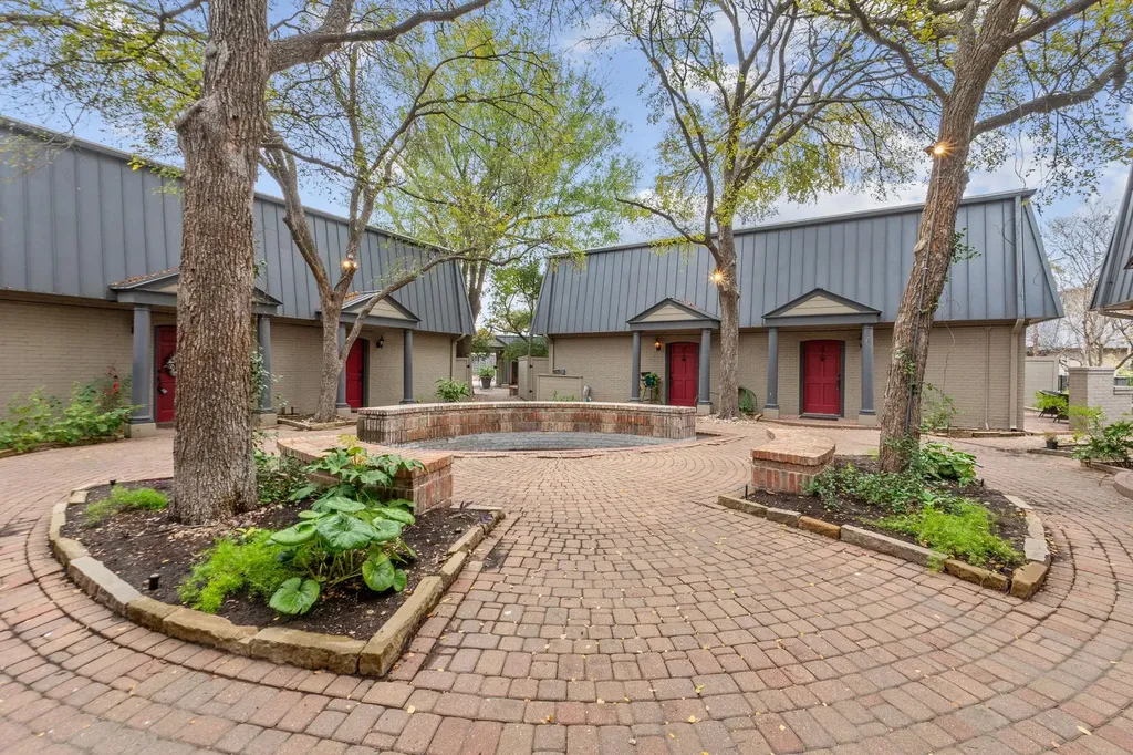 2500 Steck Avenue Austin TX 78757