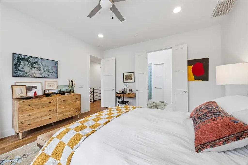 1002 Concordia Avenue Austin TX 78705