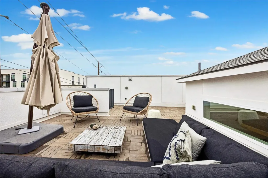 1002 Concordia Avenue Austin TX 78705