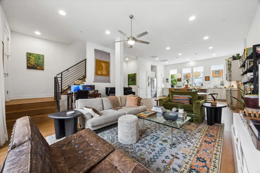 1002 Concordia Avenue Austin TX 78705
