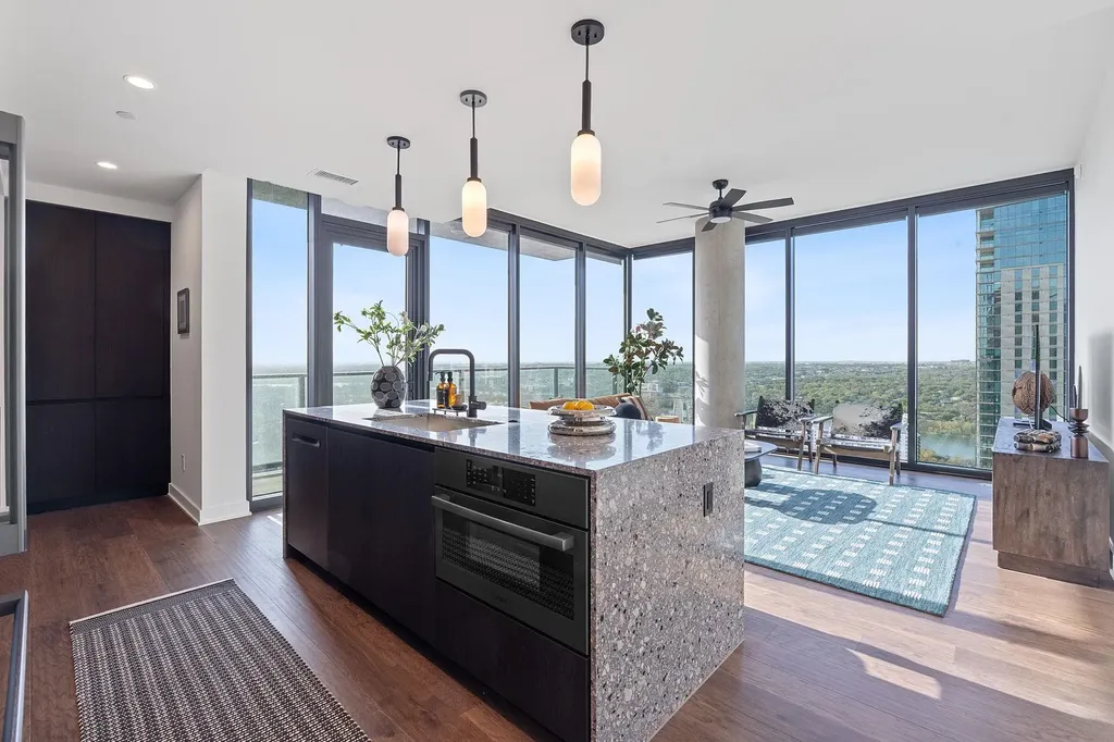 84 East Avenue Austin TX 78701