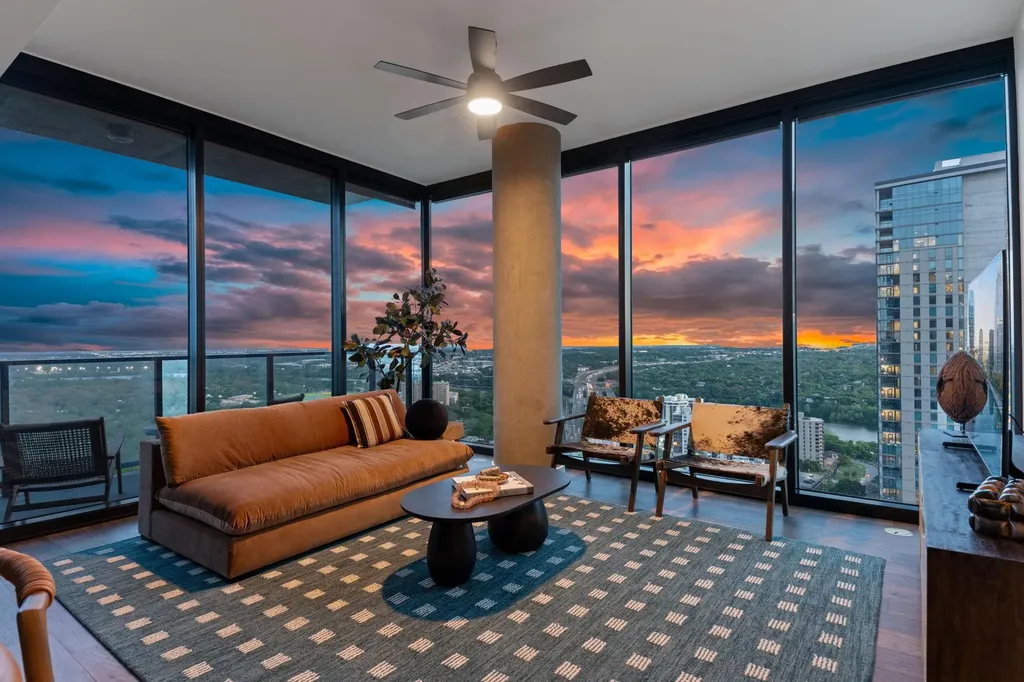 84 East Avenue Austin TX 78701