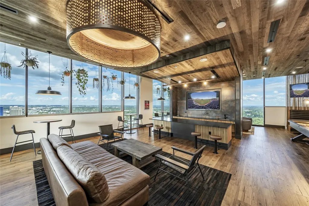 84 East Avenue Austin TX 78701