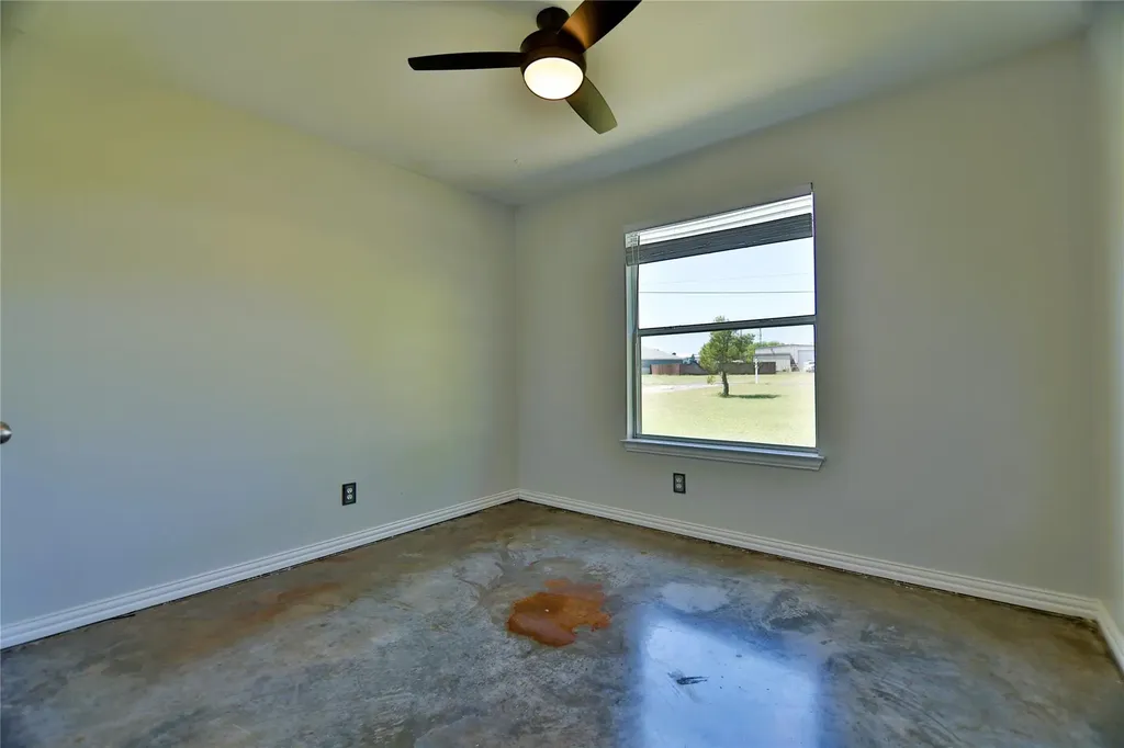 152 Round Up Drive Liberty Hill TX 78642