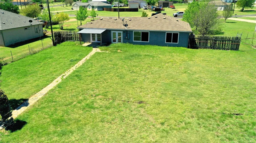 152 Round Up Drive Liberty Hill TX 78642