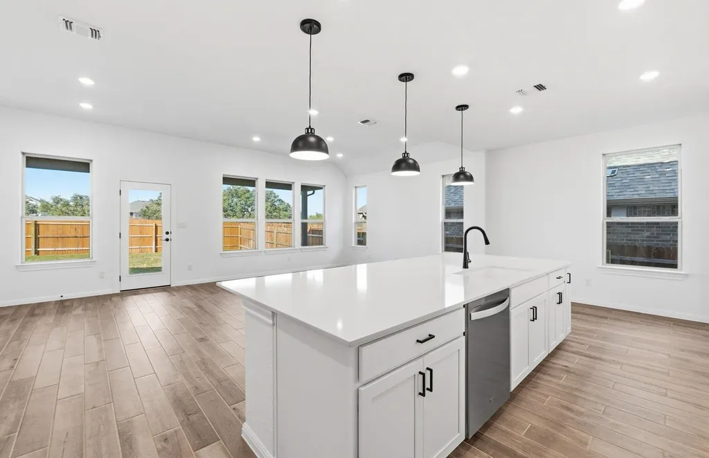 600 Canyoncrest Way Liberty Hill TX 78642