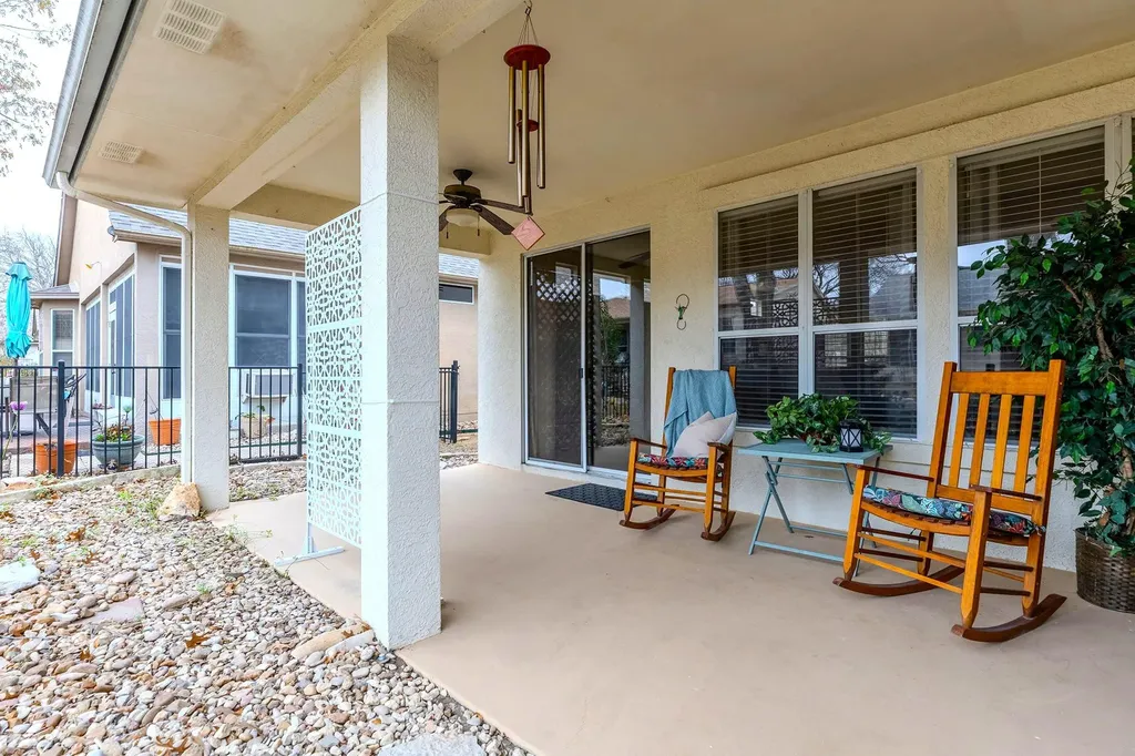 216 Whispering Wind Drive Georgetown TX 78633