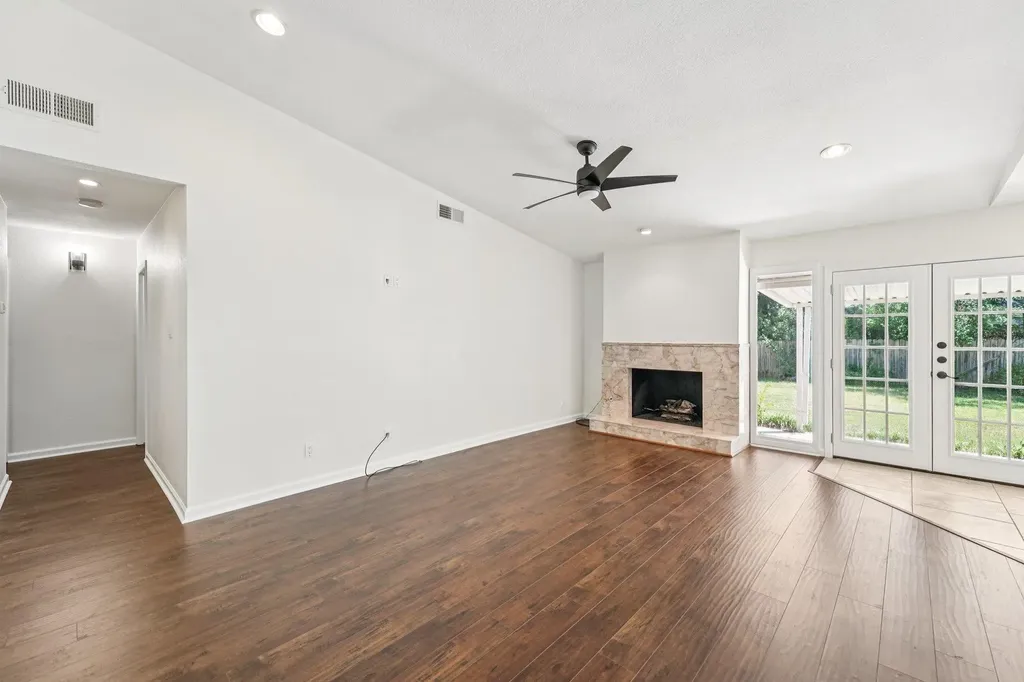 11307 Alhambra Drive Austin TX 78759