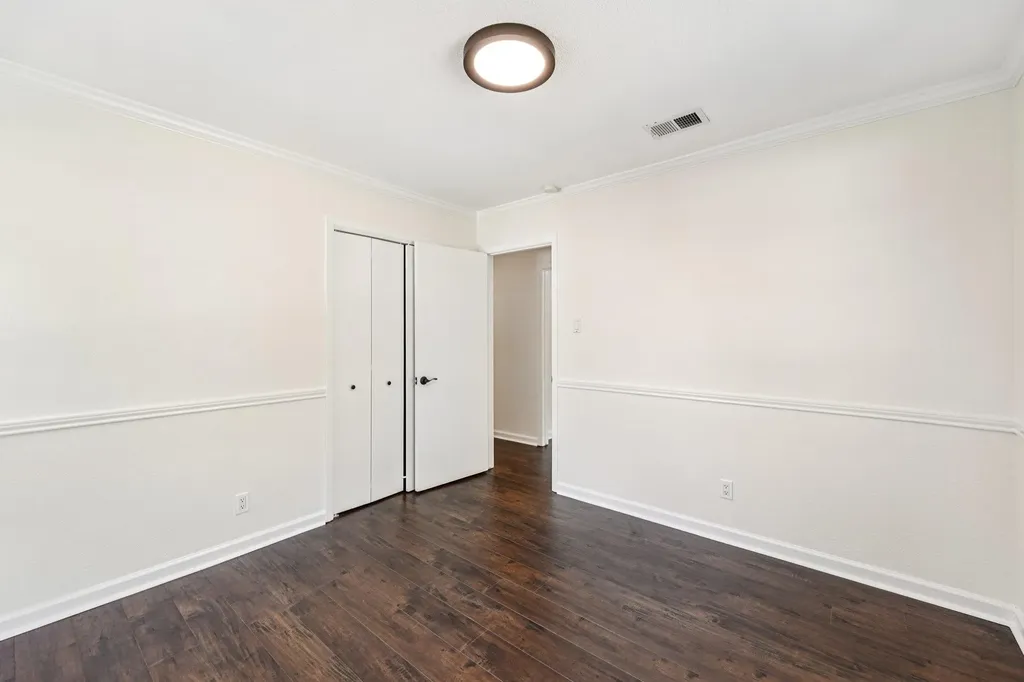 11307 Alhambra Drive Austin TX 78759
