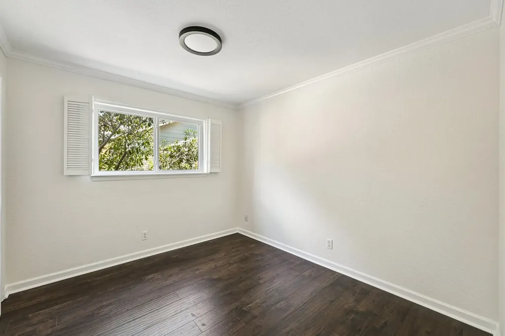 11307 Alhambra Drive Austin TX 78759