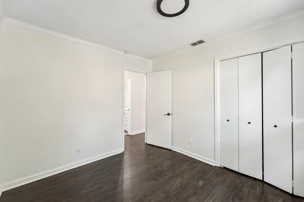 11307 Alhambra Drive Austin TX 78759