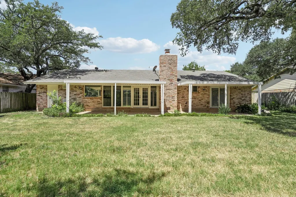 11307 Alhambra Drive Austin TX 78759