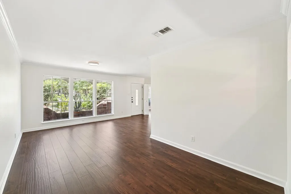 11307 Alhambra Drive Austin TX 78759