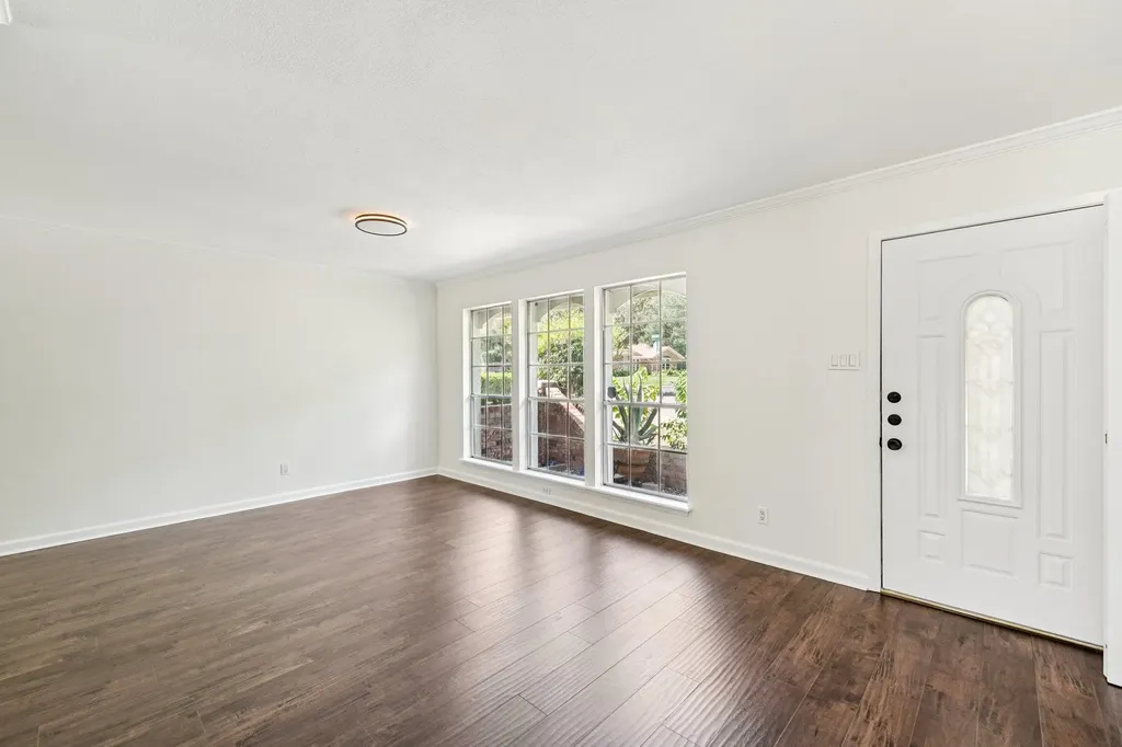 11307 Alhambra Drive Austin TX 78759