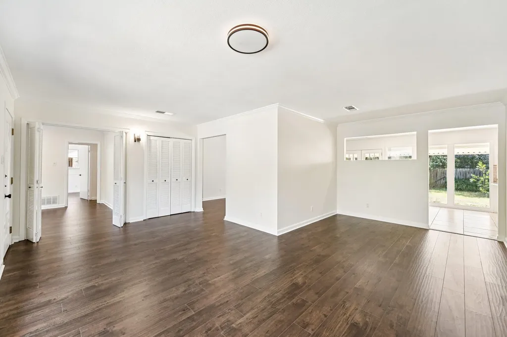 11307 Alhambra Drive Austin TX 78759