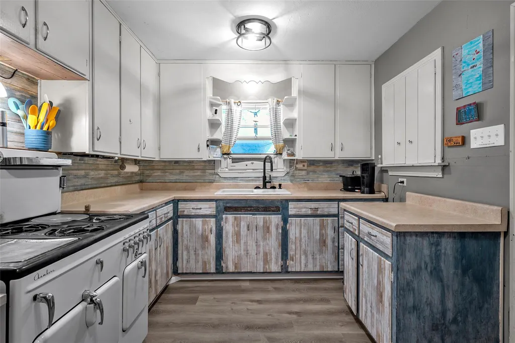 301 N 40th Street Waco TX 76710