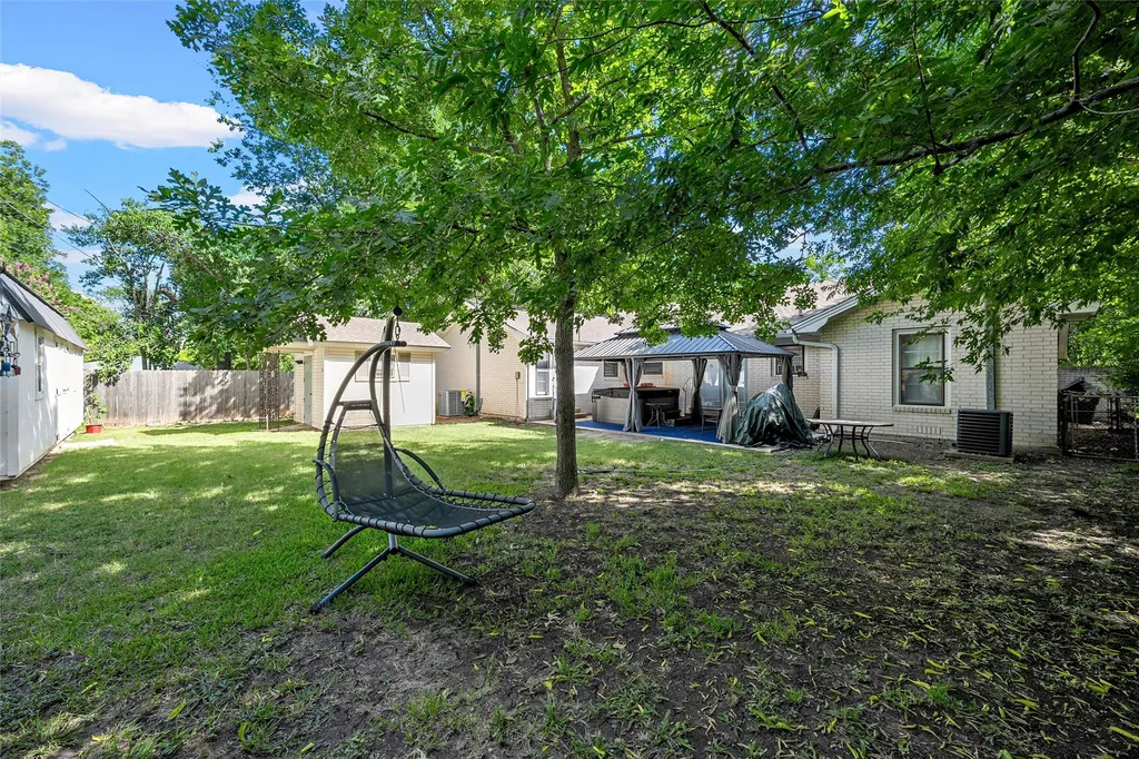 301 N 40th Street Waco TX 76710