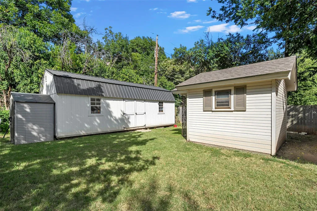 301 N 40th Street Waco TX 76710