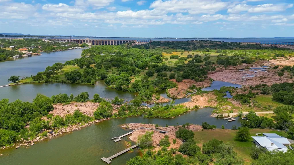 160 County Road 141 Burnet TX 78611