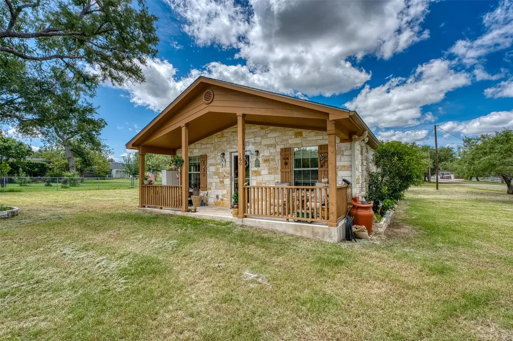 160 County Road 141 Burnet TX 78611