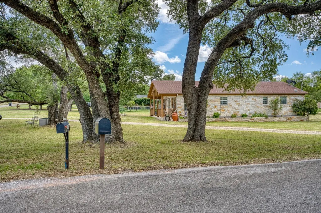 160 County Road 141 Burnet TX 78611