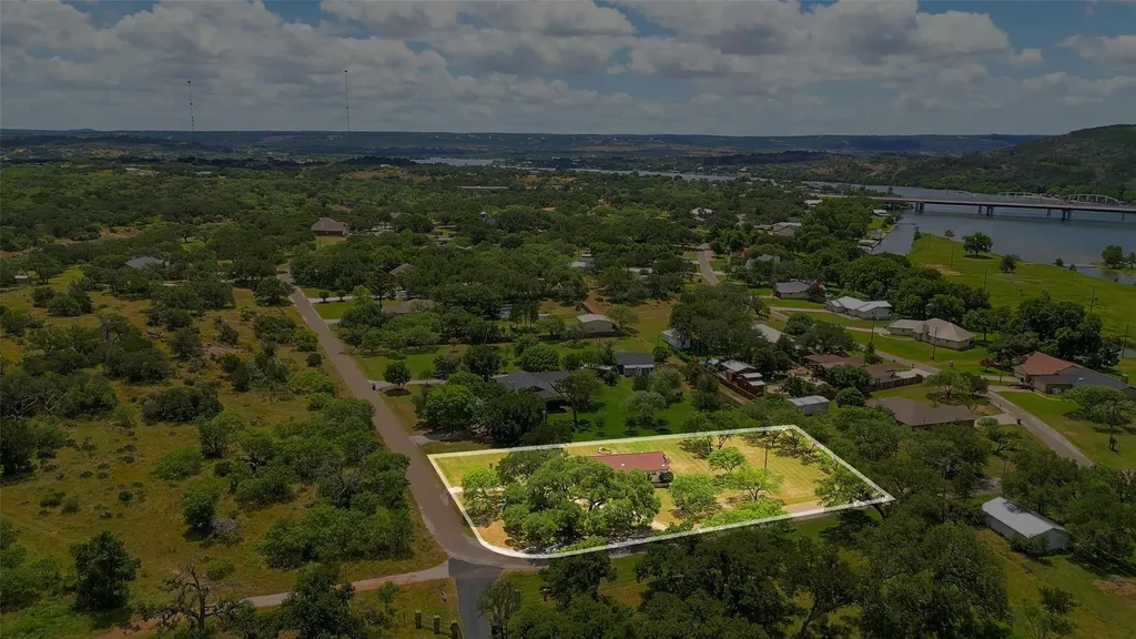 160 County Road 141 Burnet TX 78611