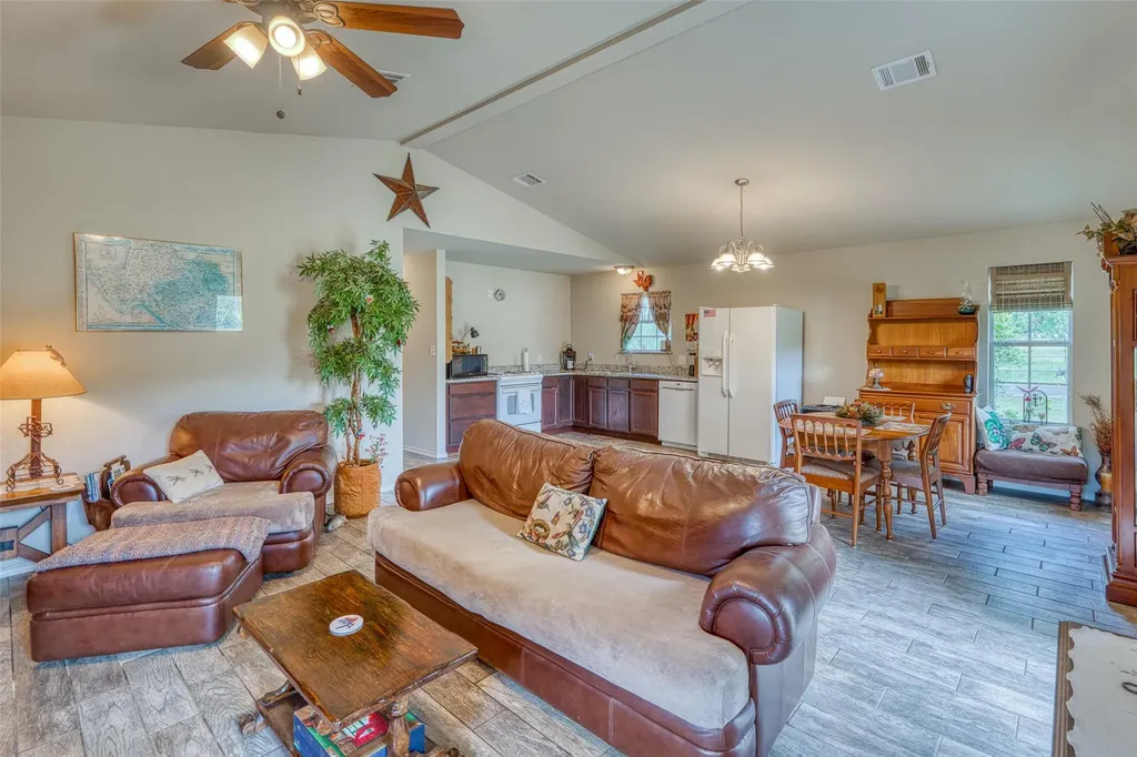 160 County Road 141 Burnet TX 78611