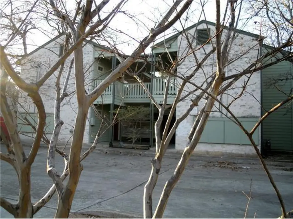 3206 King Street Austin TX 78705