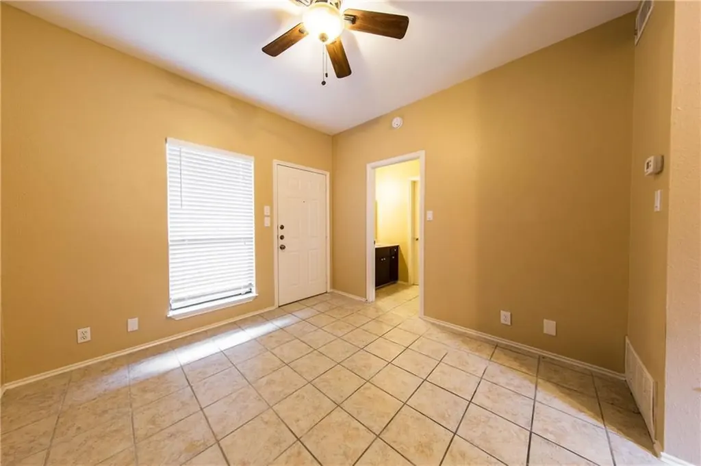 3206 King Street Austin TX 78705