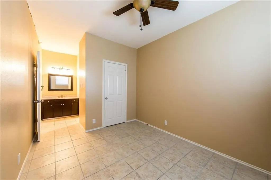 3206 King Street Austin TX 78705