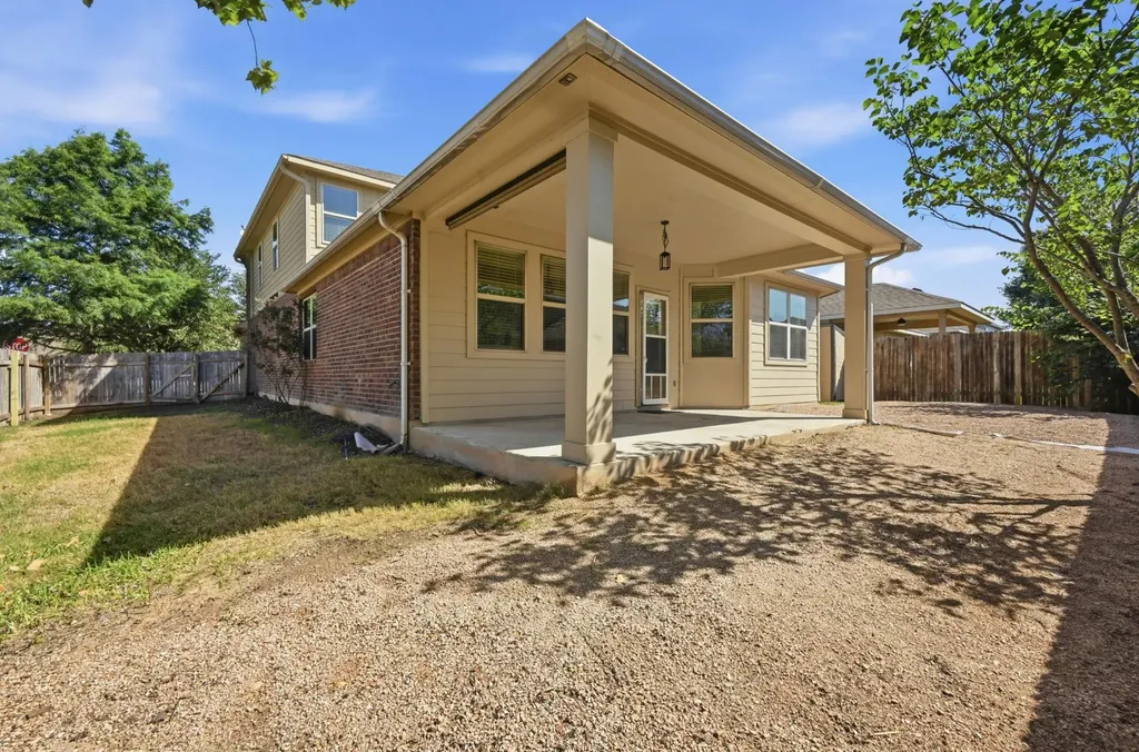 351 Wincliff Drive Buda TX 78610