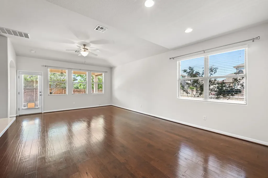 351 Wincliff Drive Buda TX 78610