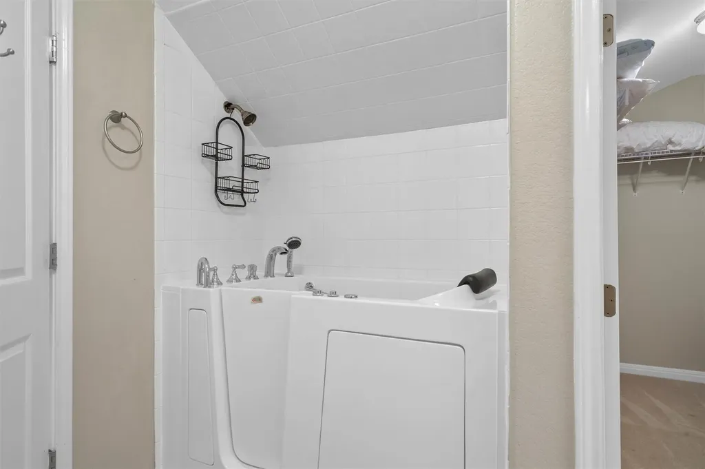 30 Wildwood Drive Georgetown TX 78633