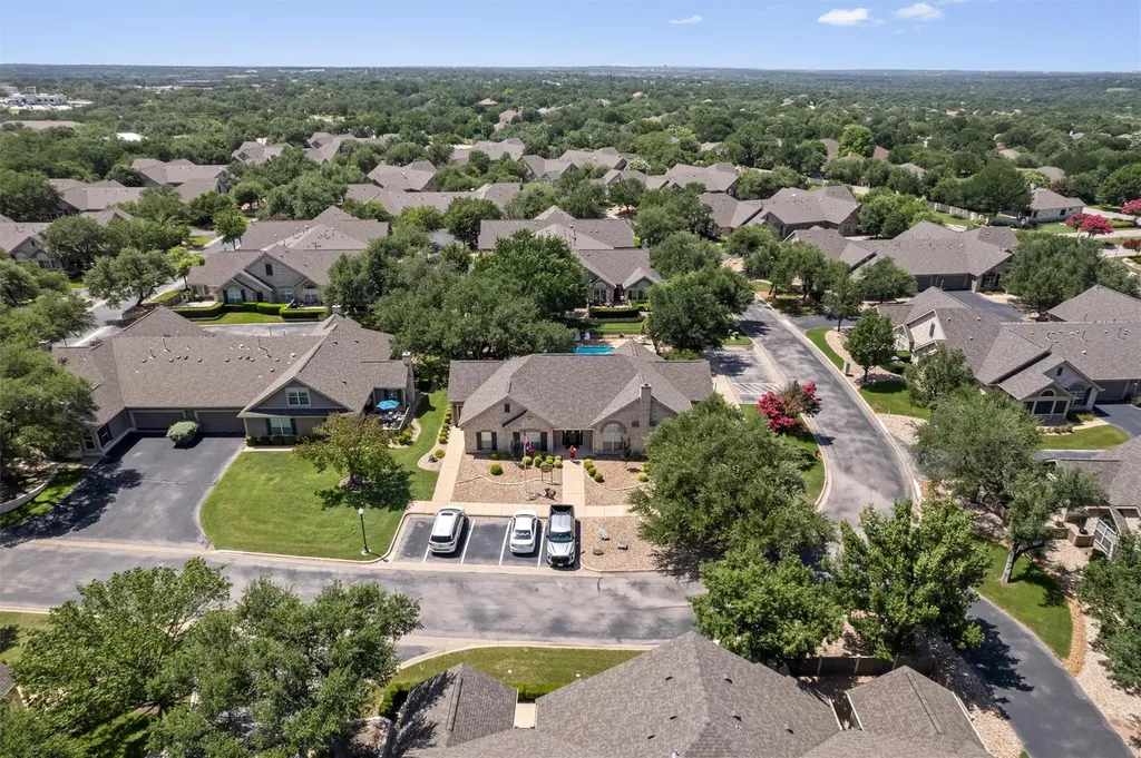 30 Wildwood Drive Georgetown TX 78633