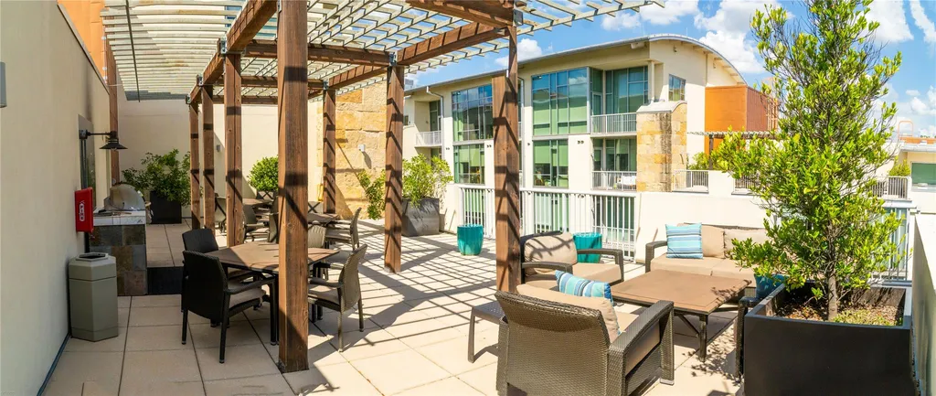 1600 Barton Springs Road Austin TX 78704