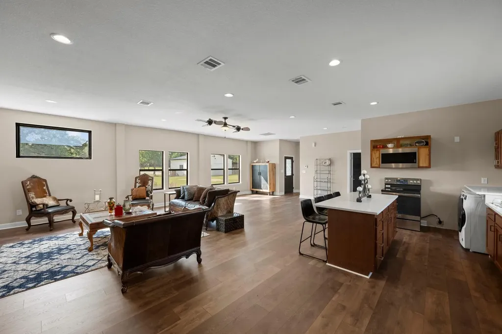408 Mesa Oaks Road Leander TX 78641