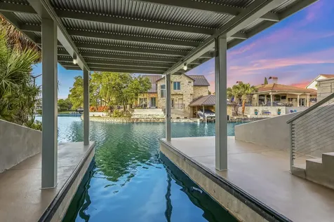 98 Wennmohs Place Horseshoe Bay TX 78657