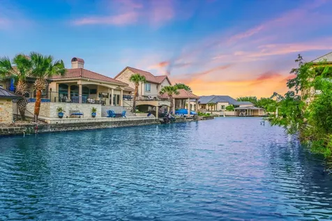 98 Wennmohs Place Horseshoe Bay TX 78657