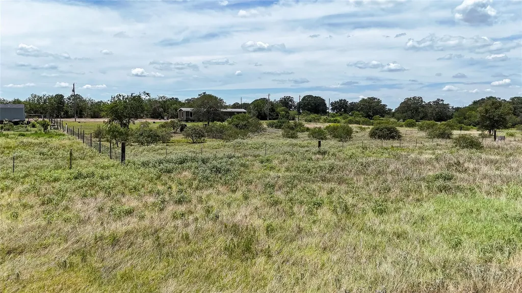 Lot 1 Fox Lane Lockhart TX 78644