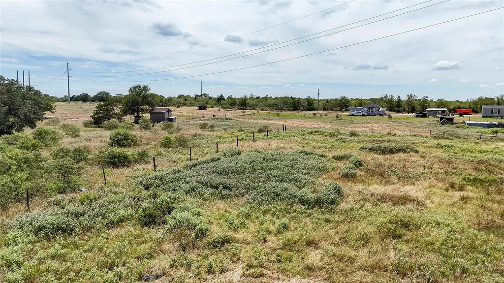 Lot 1 Fox Lane Lockhart TX 78644